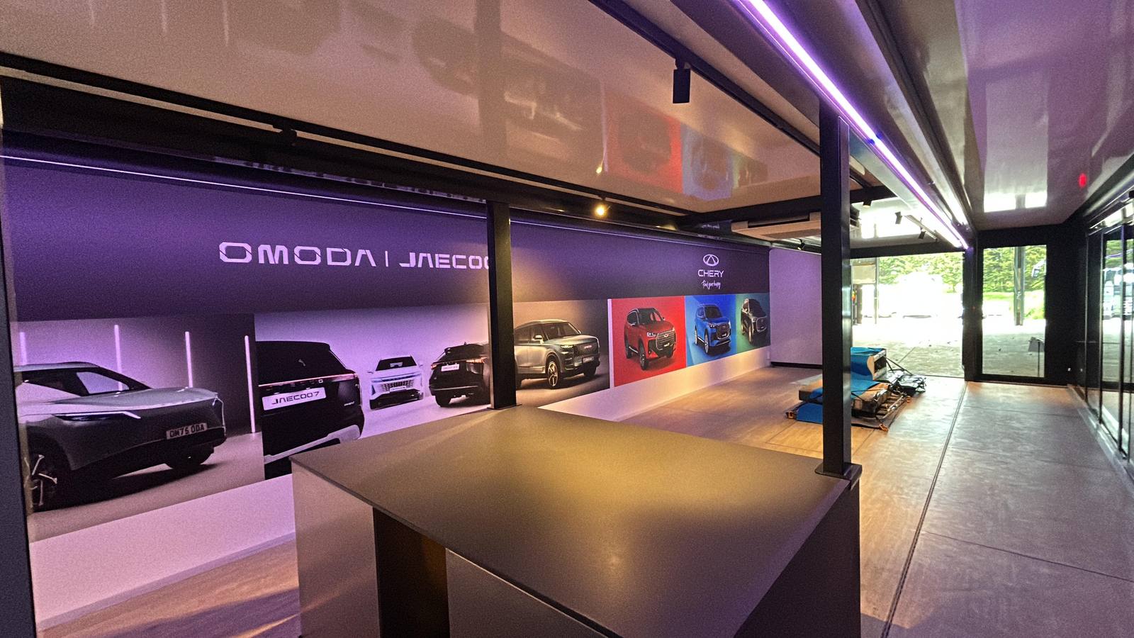 OMODA and CHERY interior graphics